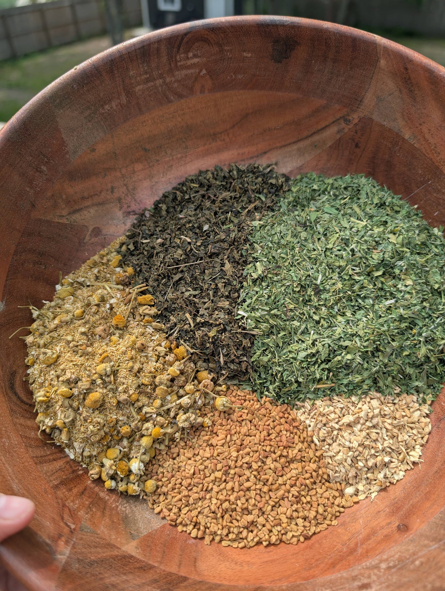 Organic lactation support tea