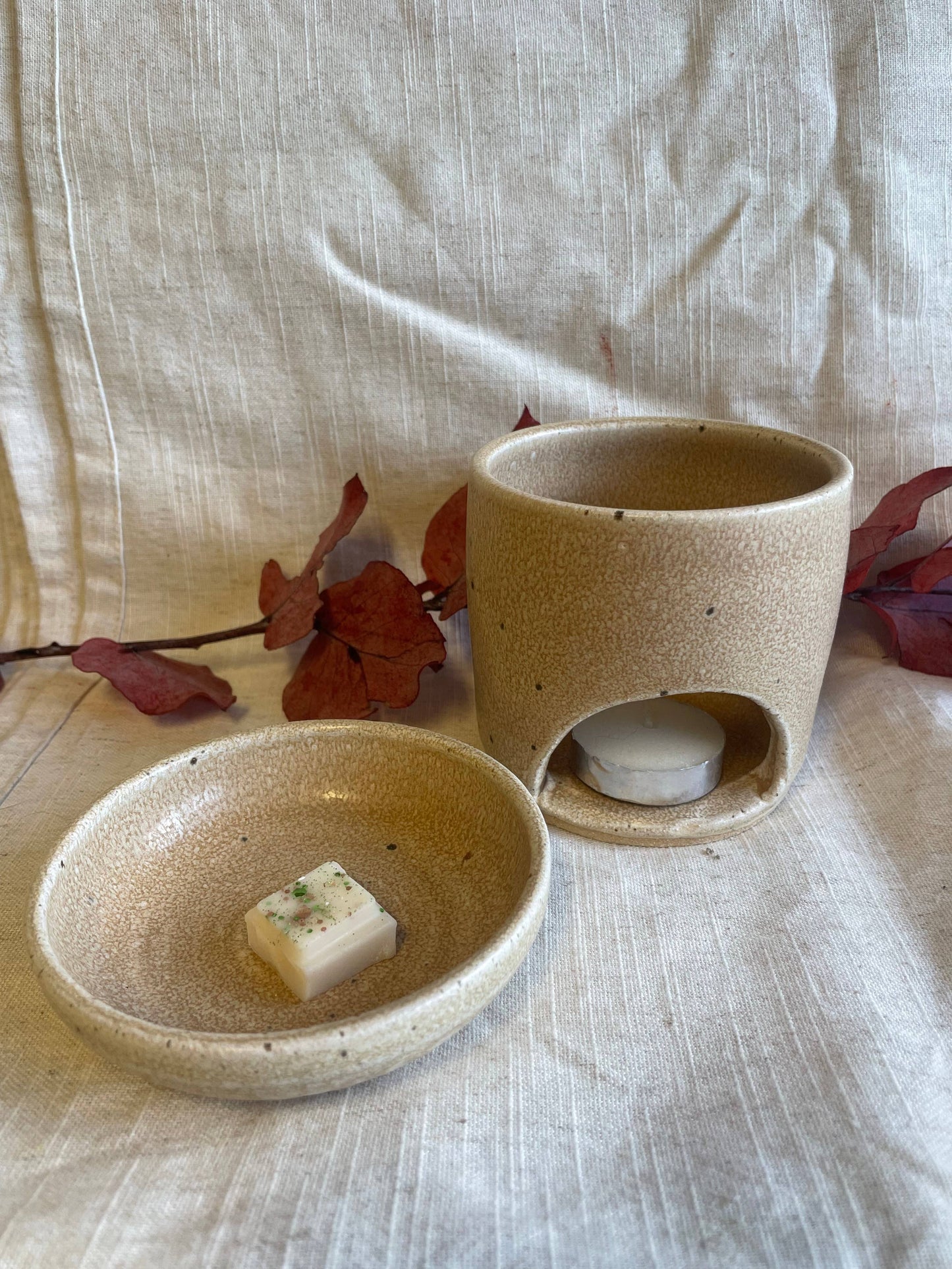 Cream Handmade Ceramic Oil/Wax Burner
